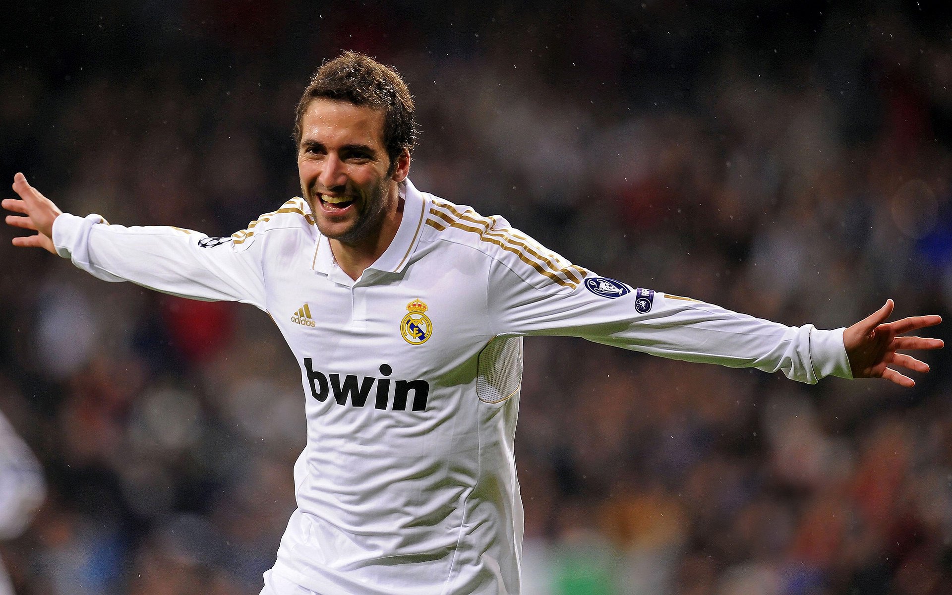 CNN：墨西哥足球让世界看到“寒地热情”，墨西哥踢足球